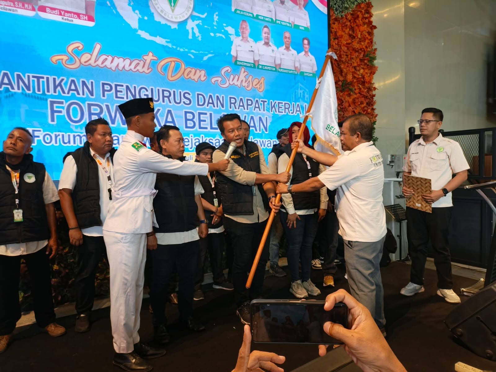 Ketua Forwaka Sumut, Irfandi Lantik BPH Forwaka Belawan