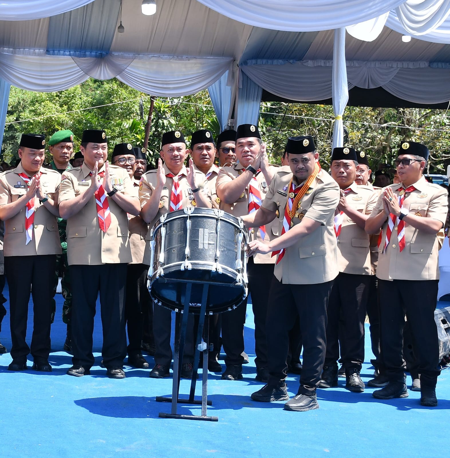 Wabup Samosir Hadiri Penutupan Jamdasu XI 2026, Beri Motivasi dan Apresiasi kepada Kontingen Samosir