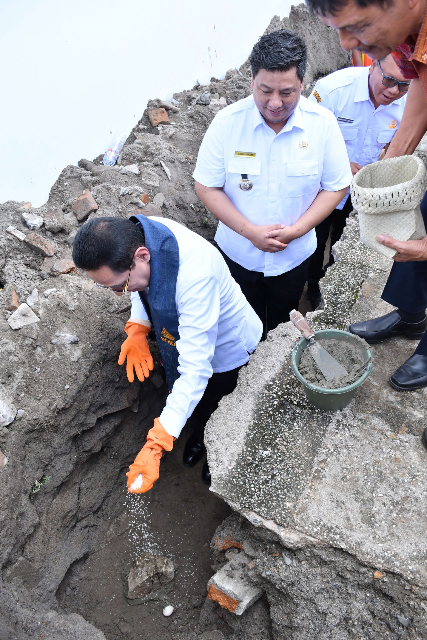 Pembangunan Cathlab RSUD Hadrianus Sinaga Dimulai, Wamenkes RI dan Bupati Samosir Letakkan Batu Pertama