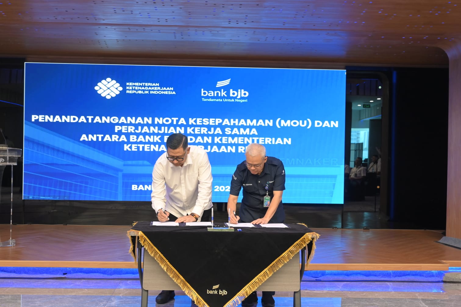 Kemnaker dan bank bjb Jalin Kerja Sama Pengembangan Kompetensi SDM dan Layanan Perbankan
