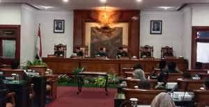 Rapat Paripurna DPRD Tulungagung Soroti Akuntabilitas Keuangan dan Dinamika Politik