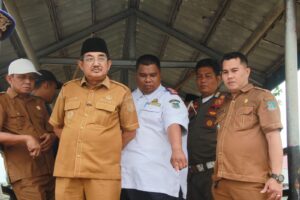 Respons Cepat Keluhan Warga, Bupati Anwar Sadat Tinjau Dermaga Apung Ambruk di Tanjung Senjulang, Perbaikan Segera Dilakukan