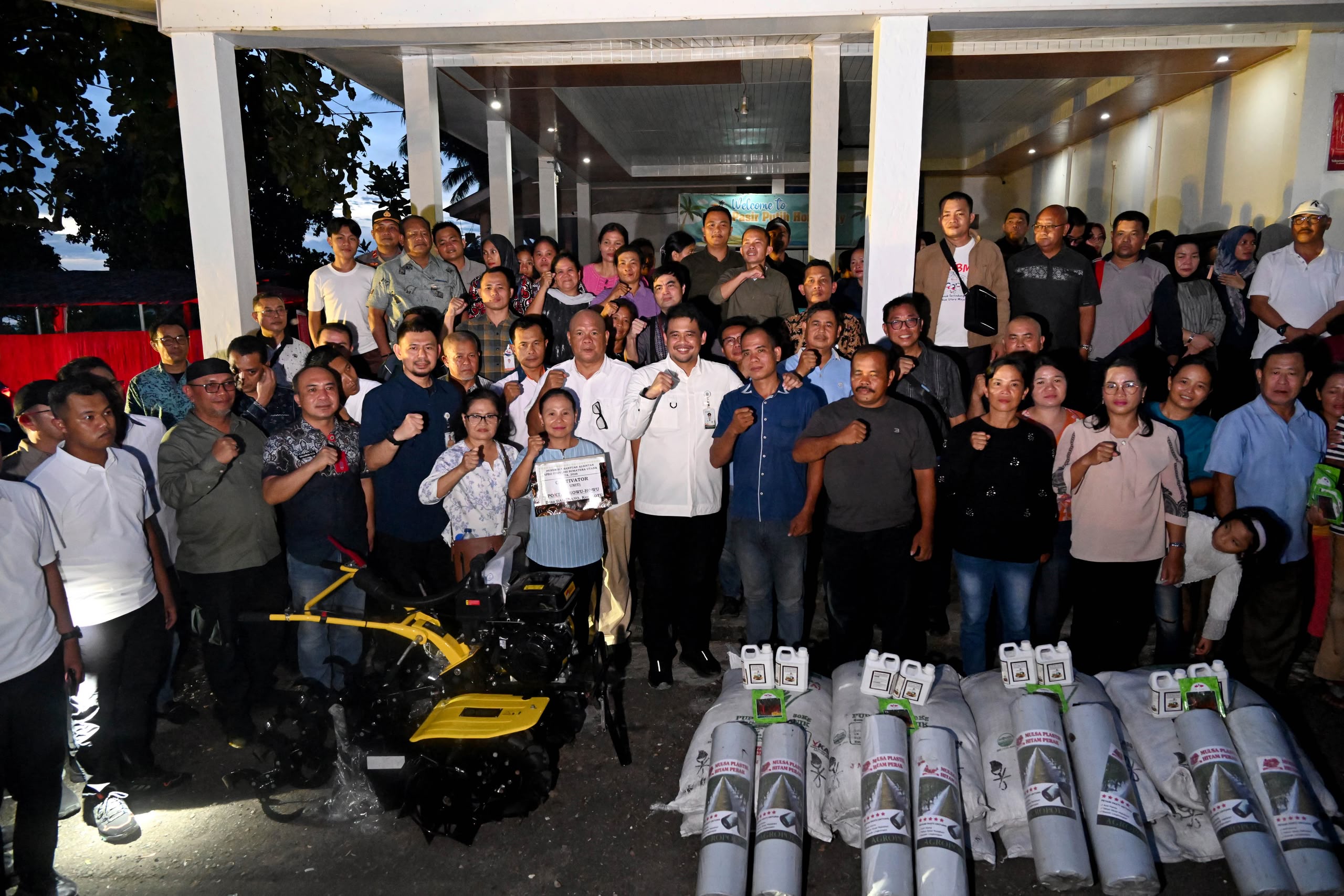 Gubsu Bobby Siapkan Rumah Produksi Kelapa di Nias Utara