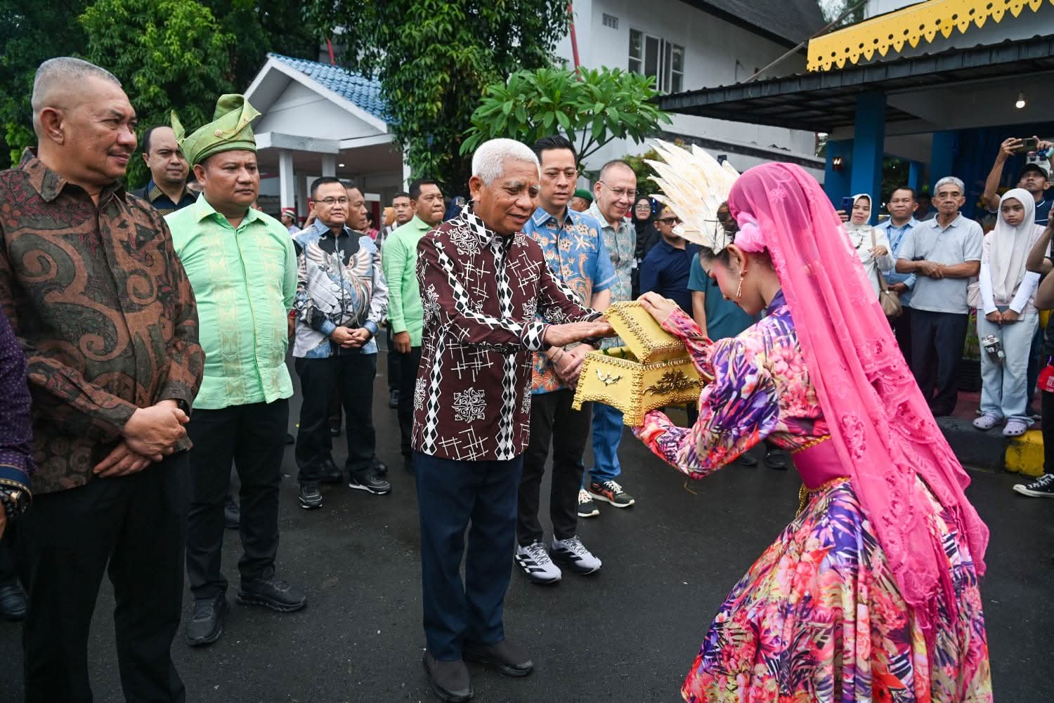 Wagub Sumut Tutup PRSU Ke-50, Putaran Uang Capai Rp50 Miliar