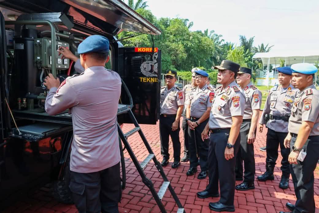 Kapolda Sumut Cek Kesiapsiagaan Personel, Kendaraan dan Peralatan Penanganan Karhutla