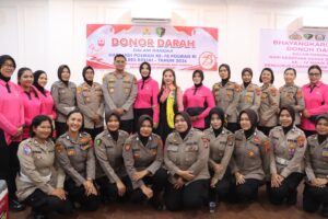 Sambut Hari Jadi Polwan Ke-78 Kapolres Binjai dan Ketua Bhayangkari Cabang Binjai Donorkan Darah untuk Kemanusiaan