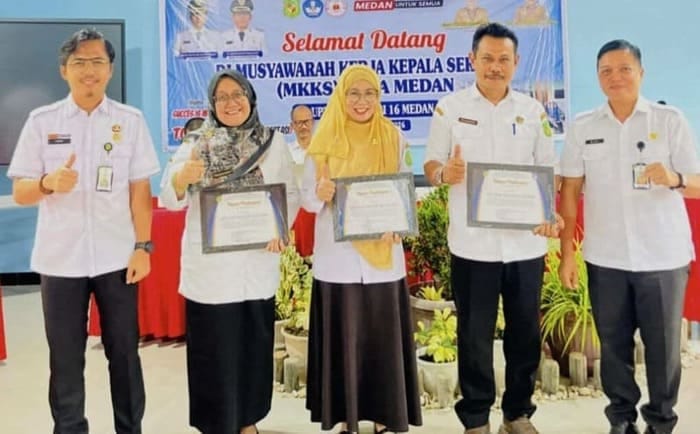 3 SMP Negeri di Medan Raih Piagam Penghargaan dari Dinas Pendidikan