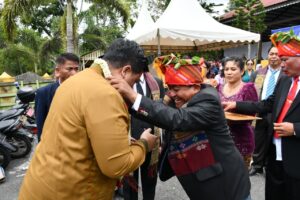 Pelantikan PPTSB Cabang Samosir, Bupati-Wabup Ajak Punguan Sinaga Berkontribusi dalam Pembangunan