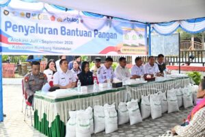 Bupati Humbahas Tegaskan Bantuan Beras Pemerintah Tidak Boleh Diperjualbelikan