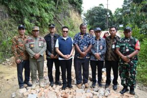 Bupati Humbahas Tinjau Jalan Lae Umbulan, Targetkan Pembangunan Tuntas 2027