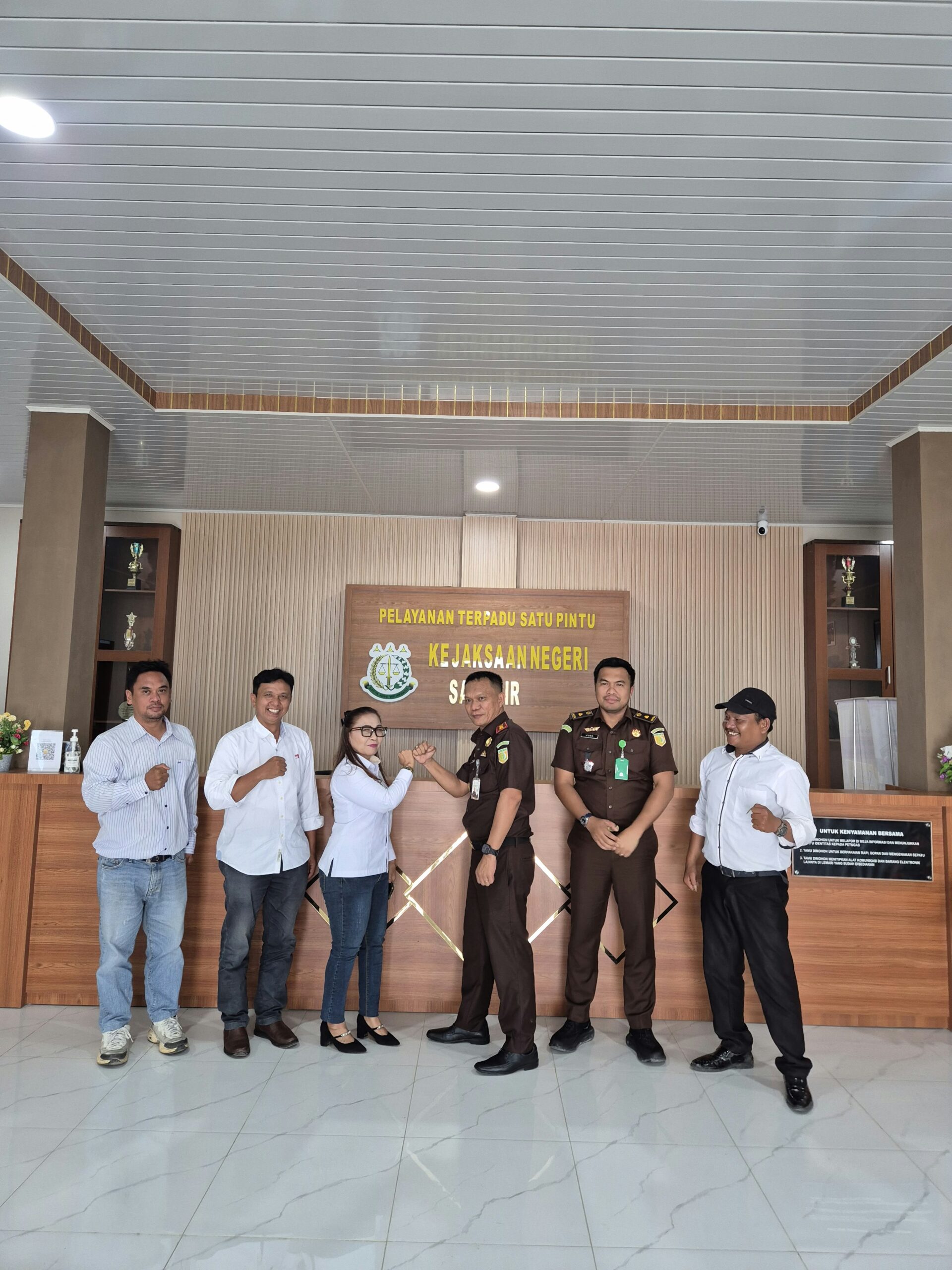Silaturahmi Disambut Hangat Kajari Samosir, Forwaka Samosir Siap Jadi Mitra Strategis Pembangunan