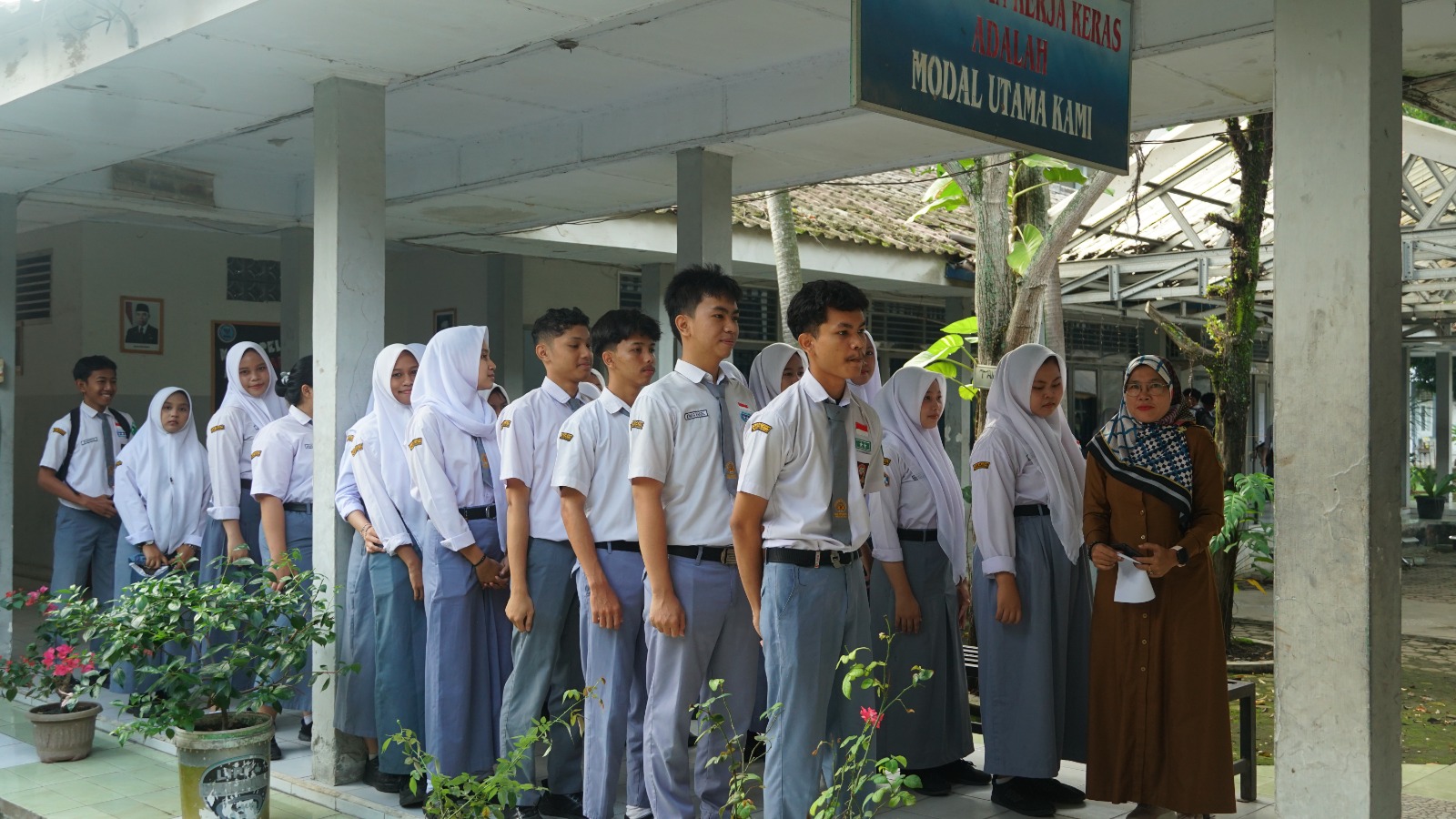 736 Siswa SMKN 1 Percut Sei Tuan Ikuti TKA, Kepala Sekolah Dorong Peningkatan Kualitas Akademik