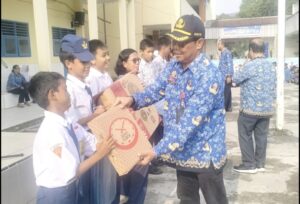 Hari Kesaktian Pancasila, SMPN 27 Medan Perkuat 7 KAIH dan Apresiasi Siswa Berprestasi